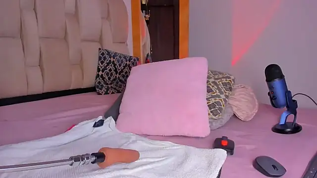 kayla-ada0 webcam