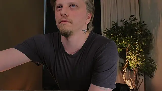 vincent_hardman (Ask my age) - BareFeet WORSHIP