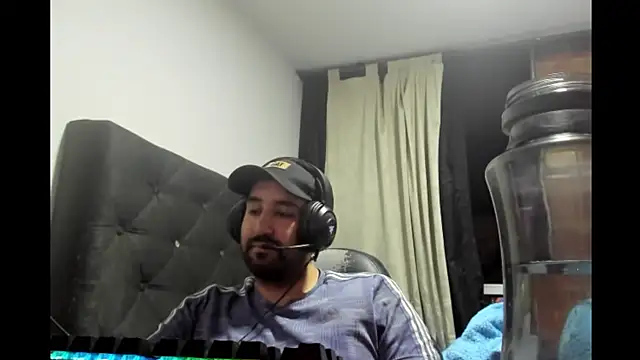 coolfriki webcam
