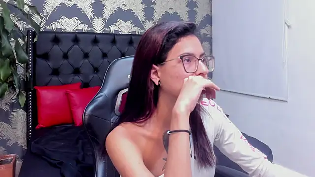 Emily_Lopera webcam