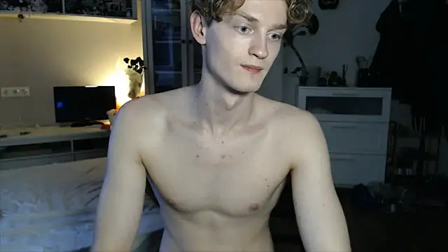 daniel_yumm (M young) - massage my butt