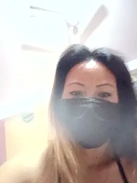 Bristy_BigBoobs webcam