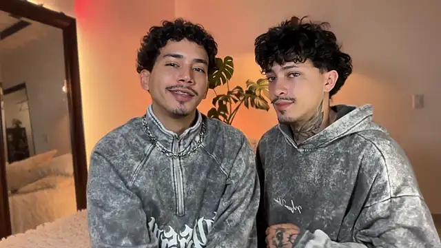 Noah_and_Steven webcam