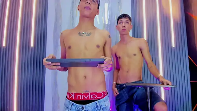 Guys_Latino_Hot webcam