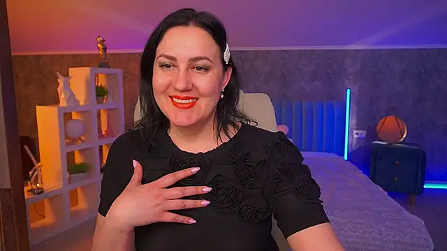 VelvetLuck webcam