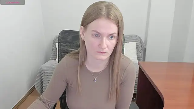 Alisha_Skyes webcam