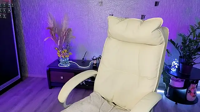 NikkiiStill