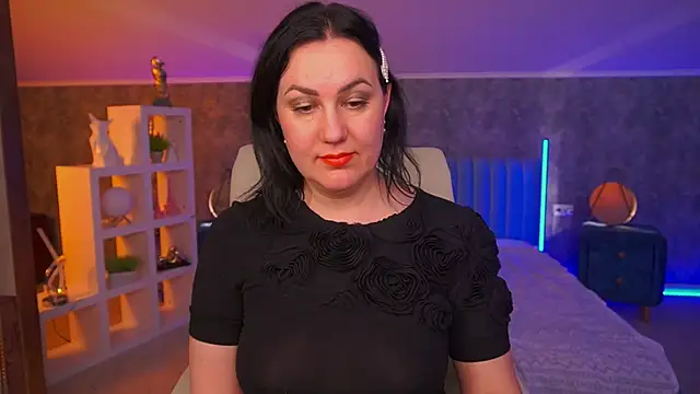 VelvetLuck webcam