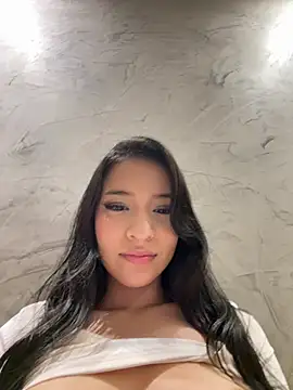 Sarah_cam06