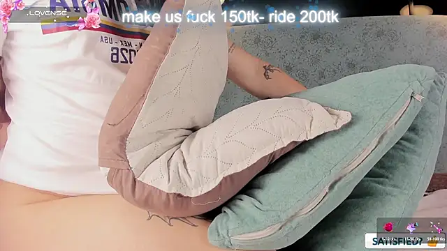 JESSI_NAOMI webcam