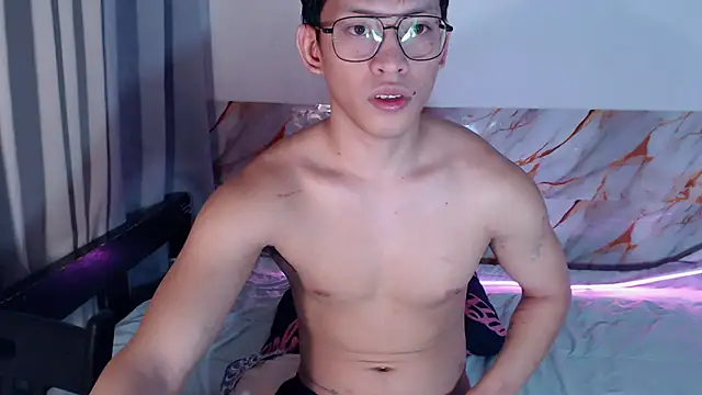 pinkcock_froi2305 webcam