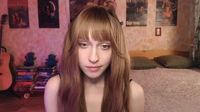 Friendly_Ellie webcam