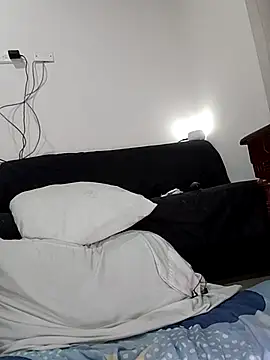 estrella_tasty webcam