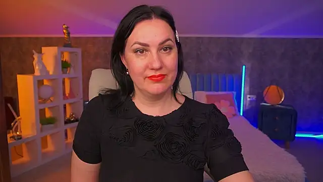 VelvetLuck webcam