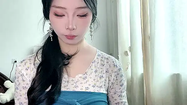 yiyibaby2026 webcam