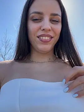 Hottest_Mia