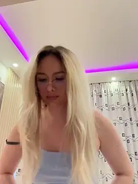mollyxxx webcam