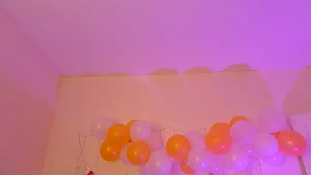 switchykitty webcam