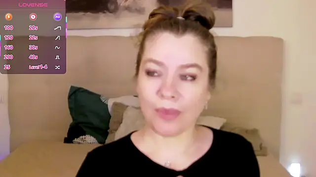 PetersEmily webcam
