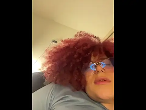 Leyah__ webcam