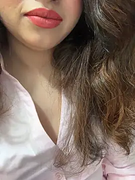 riya_sharma11 webcam