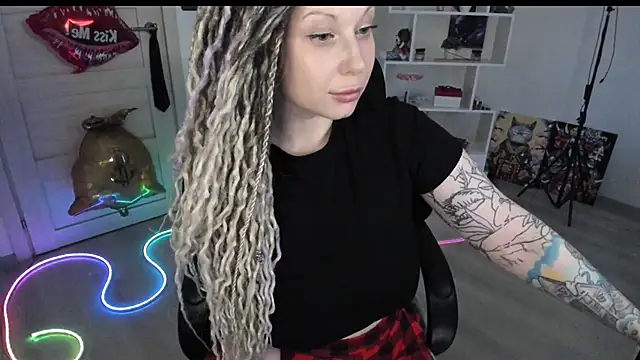 HoneySallyMoore webcam