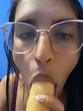 miaa_doll22 webcam