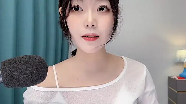 美女smalldaisy在线直播