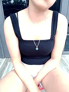 Zara-Lina webcam