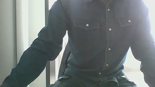 nole_china7 (Ask my age) - talk / fun / cum