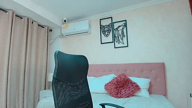 littlemolly_walcott webcam