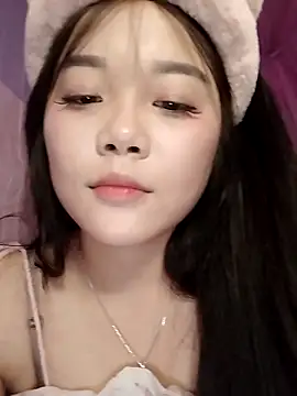 Baa-bee22 webcam