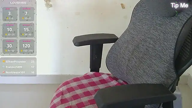 punemodel webcam