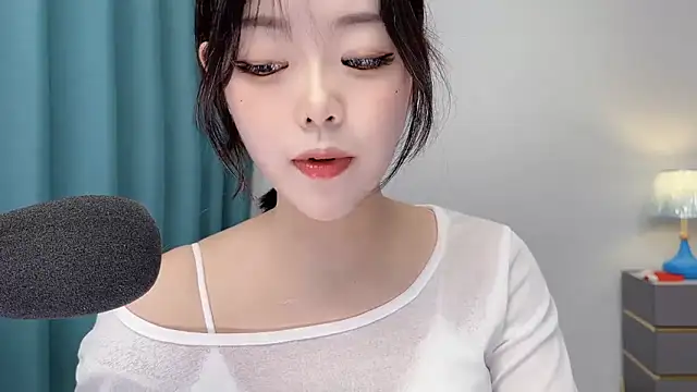 美女smalldaisy在线直播