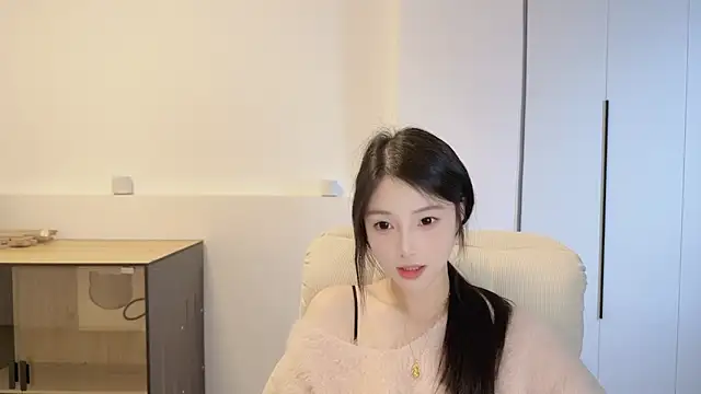 美女HaagenDazs_在线直播