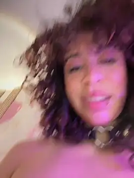 Woo_isDaphne webcam