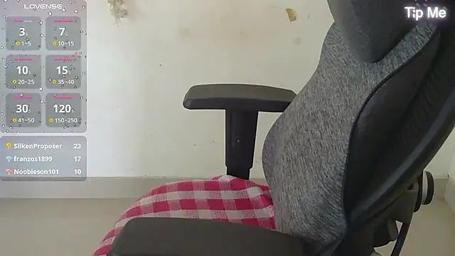 punemodel webcam