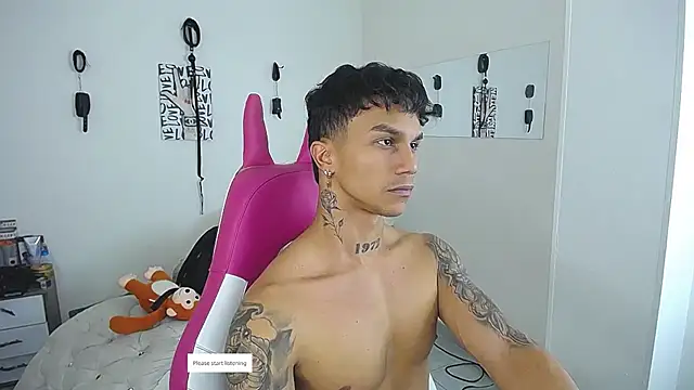 Leonard_Price webcam