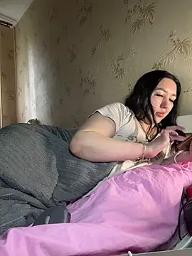 Naughtbaby_2025 webcam