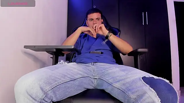 Liam_Mateo webcam