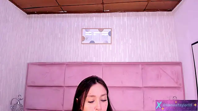 HannaTaylor webcam