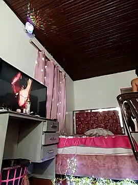 trans_colombia (T young) - Cum public, daddy👑💦🔥🥰