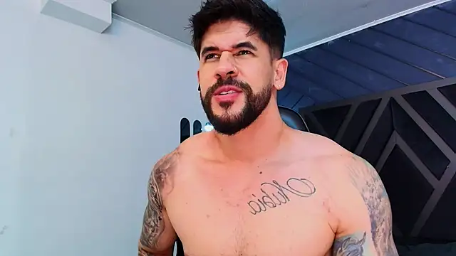 petesevans (M young) - show ass hole