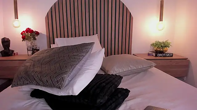kenyacopper (F young) - TWERK + SPANK ASS