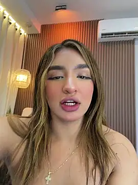 jenn_fit (Ask my age) - squirt in public 🌧️