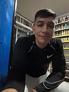 OliverWest04 webcam