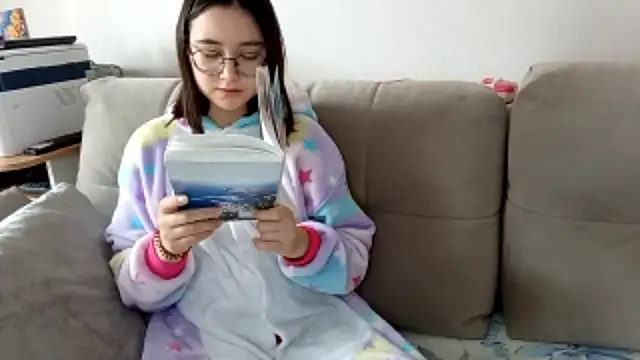 LezlieEllegood webcam