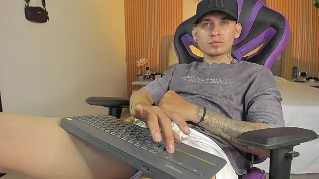 Owen_Drake webcam