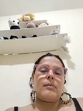 Bella_Morena27 webcam