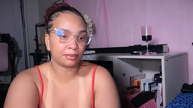 SashaEstrella webcam